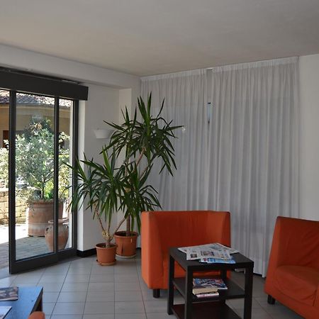 מונטלופו פיורנטינו Hotel I' Fiorino מראה חיצוני תמונה